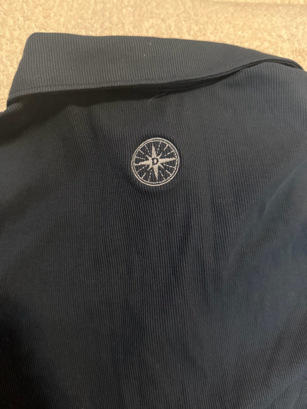 Vuori Navy Blue Women's Button-Down Polo Shirt Discovery Dunes - Picture 6 of 6